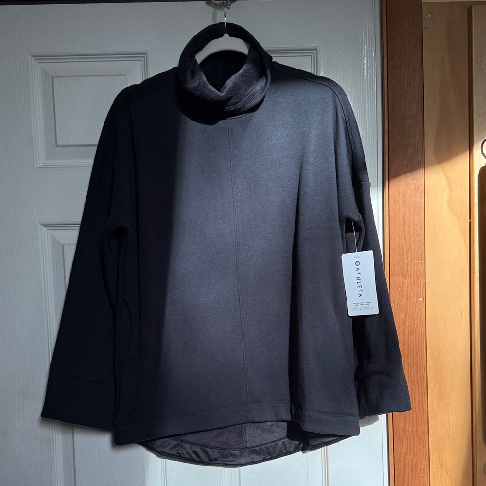 NWT Athleta Cozy Karma Funnel Neck Sweatshirt